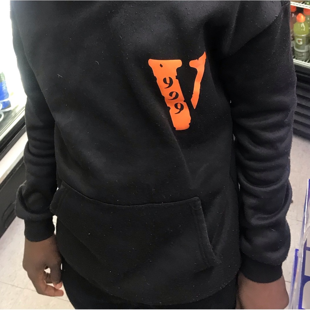 Vlone 999 - Picture 2 of 2